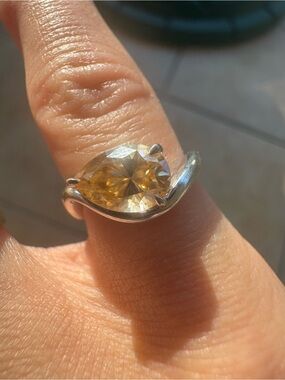 9k solid white gold 1ct pear champagne moissanite trendy pinky ring
